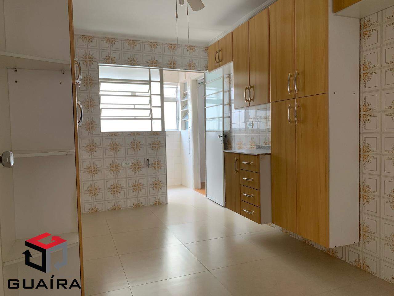 Apartamento à venda com 2 quartos, 72m² - Foto 2