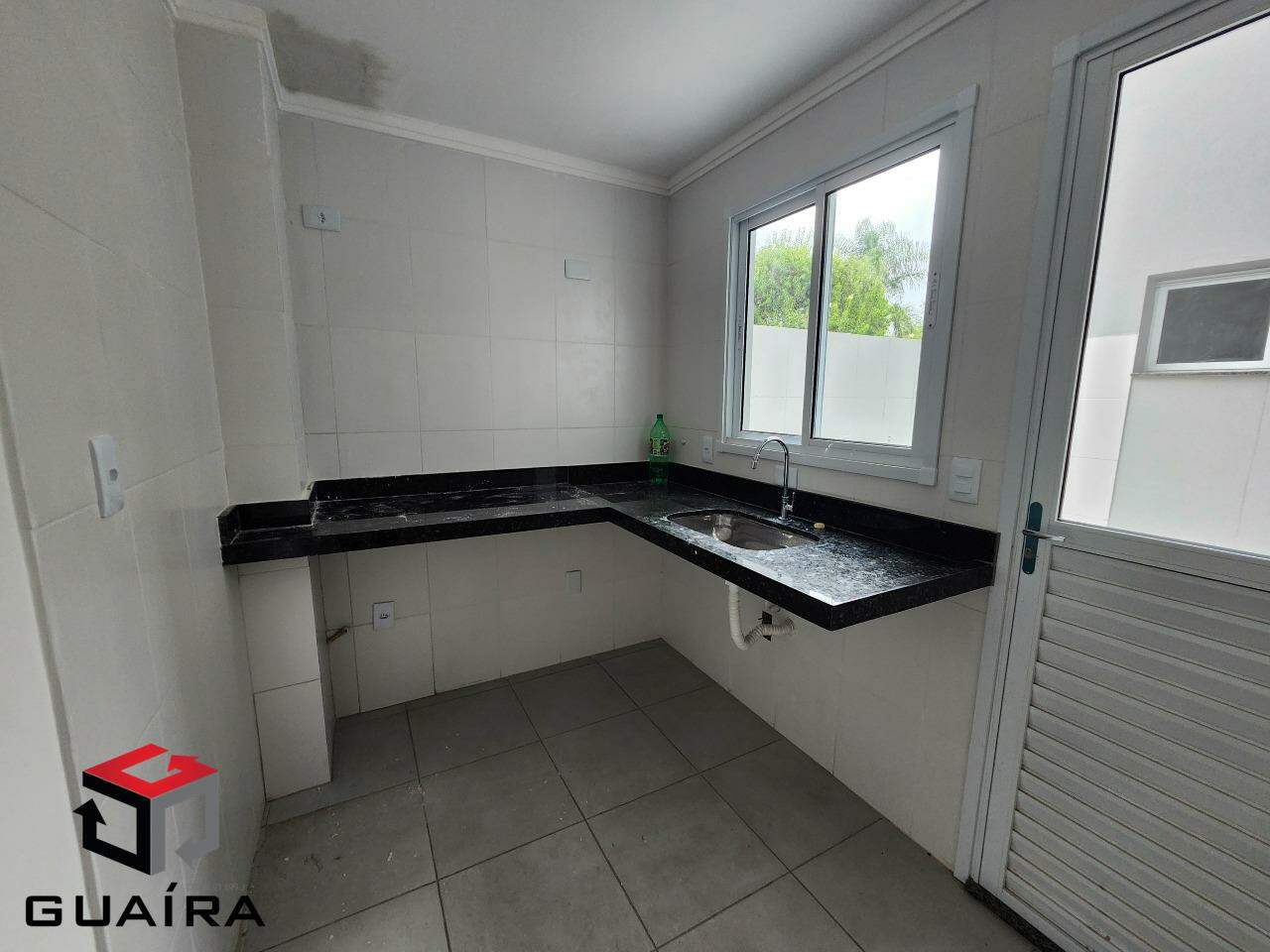 Apartamento à venda com 2 quartos, 56m² - Foto 4