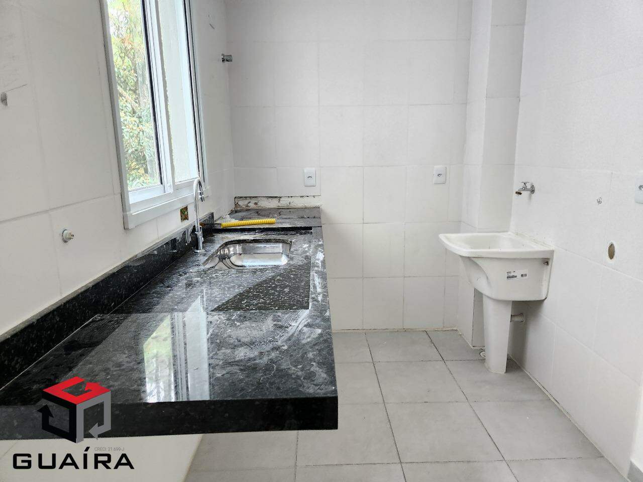 Apartamento à venda com 2 quartos, 56m² - Foto 4