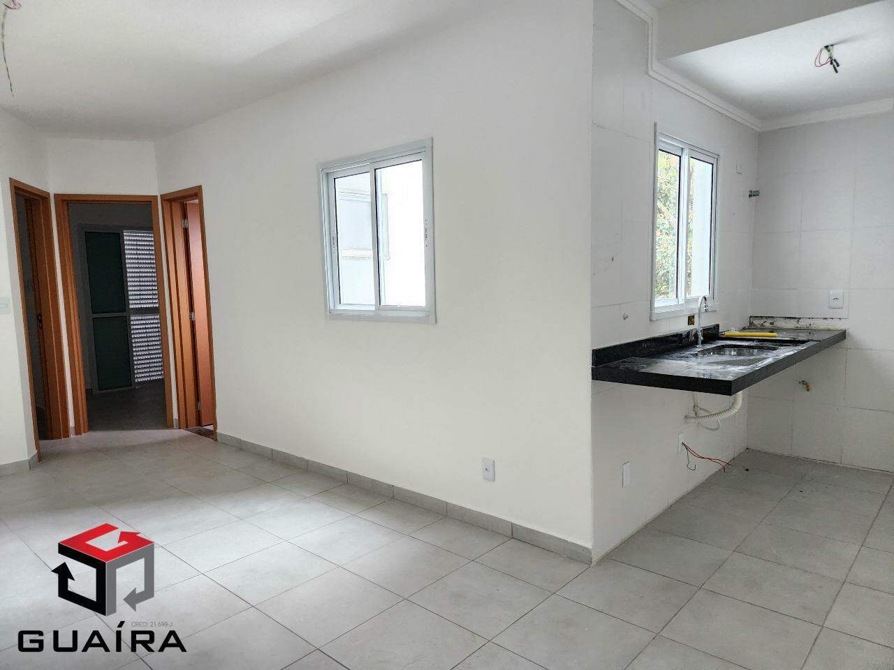 Apartamento à venda com 2 quartos, 56m² - Foto 2