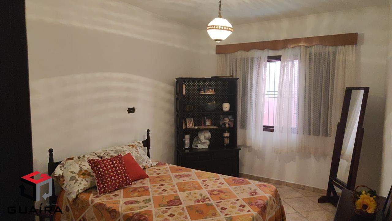 Casa à venda com 3 quartos, 216m² - Foto 8