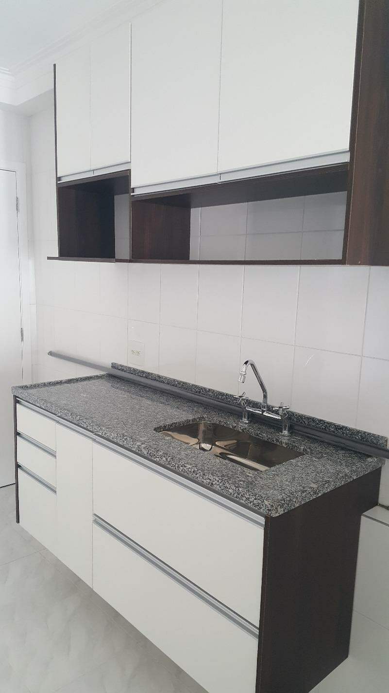 Apartamento para alugar com 3 quartos, 84m² - Foto 4