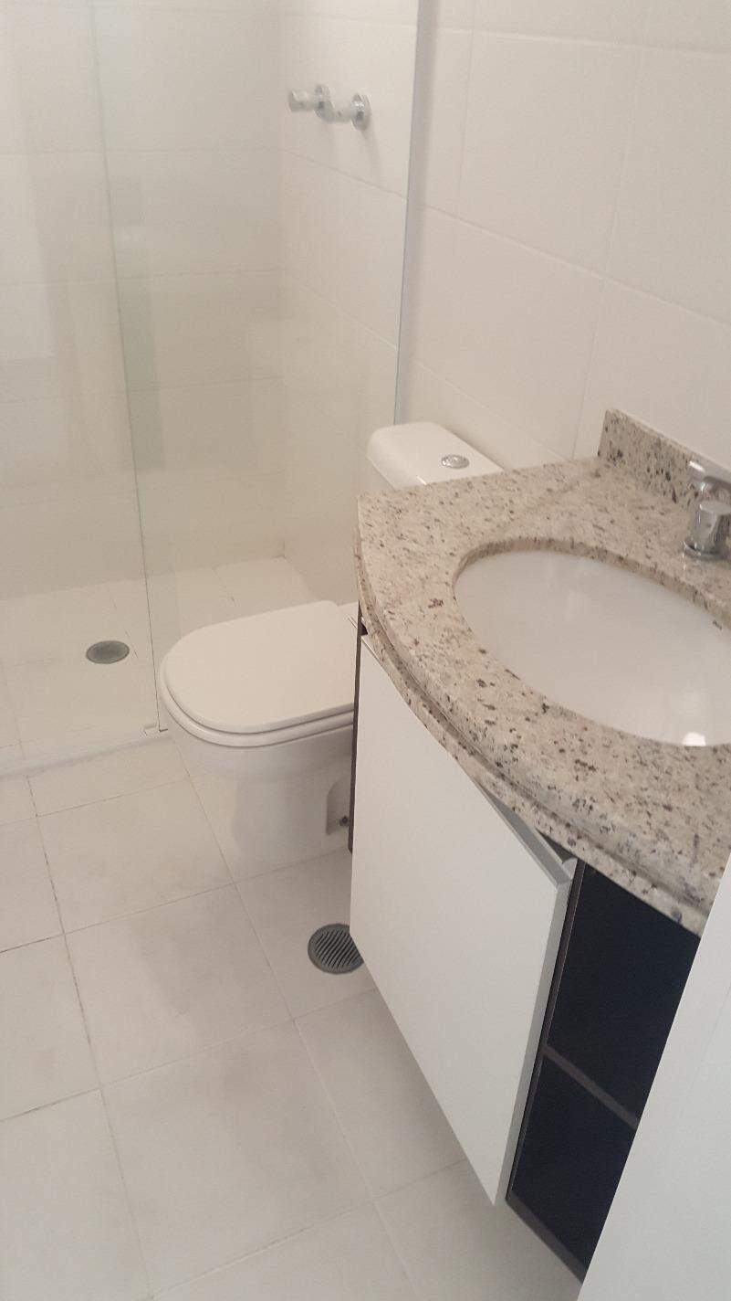 Apartamento para alugar com 3 quartos, 84m² - Foto 9