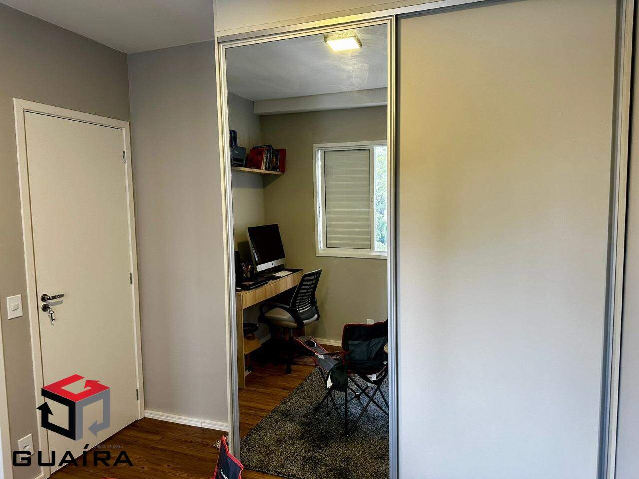 Apartamento à venda com 2 quartos, 65m² - Foto 11