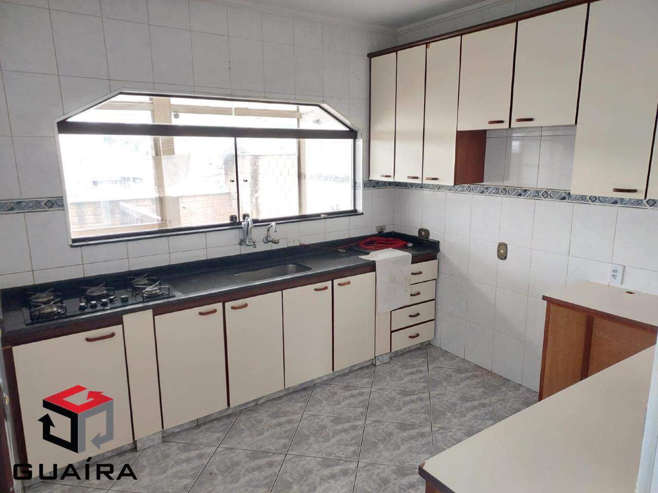 Sobrado à venda com 3 quartos, 246m² - Foto 4