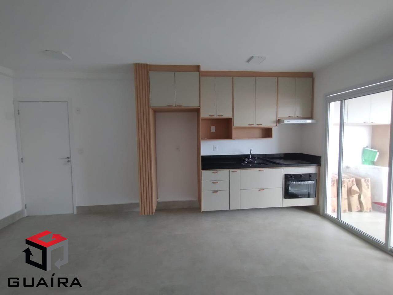 Apartamento à venda com 2 quartos, 67m² - Foto 4