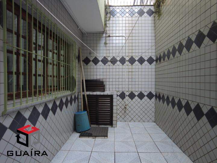 Sobrado à venda com 3 quartos, 252m² - Foto 13