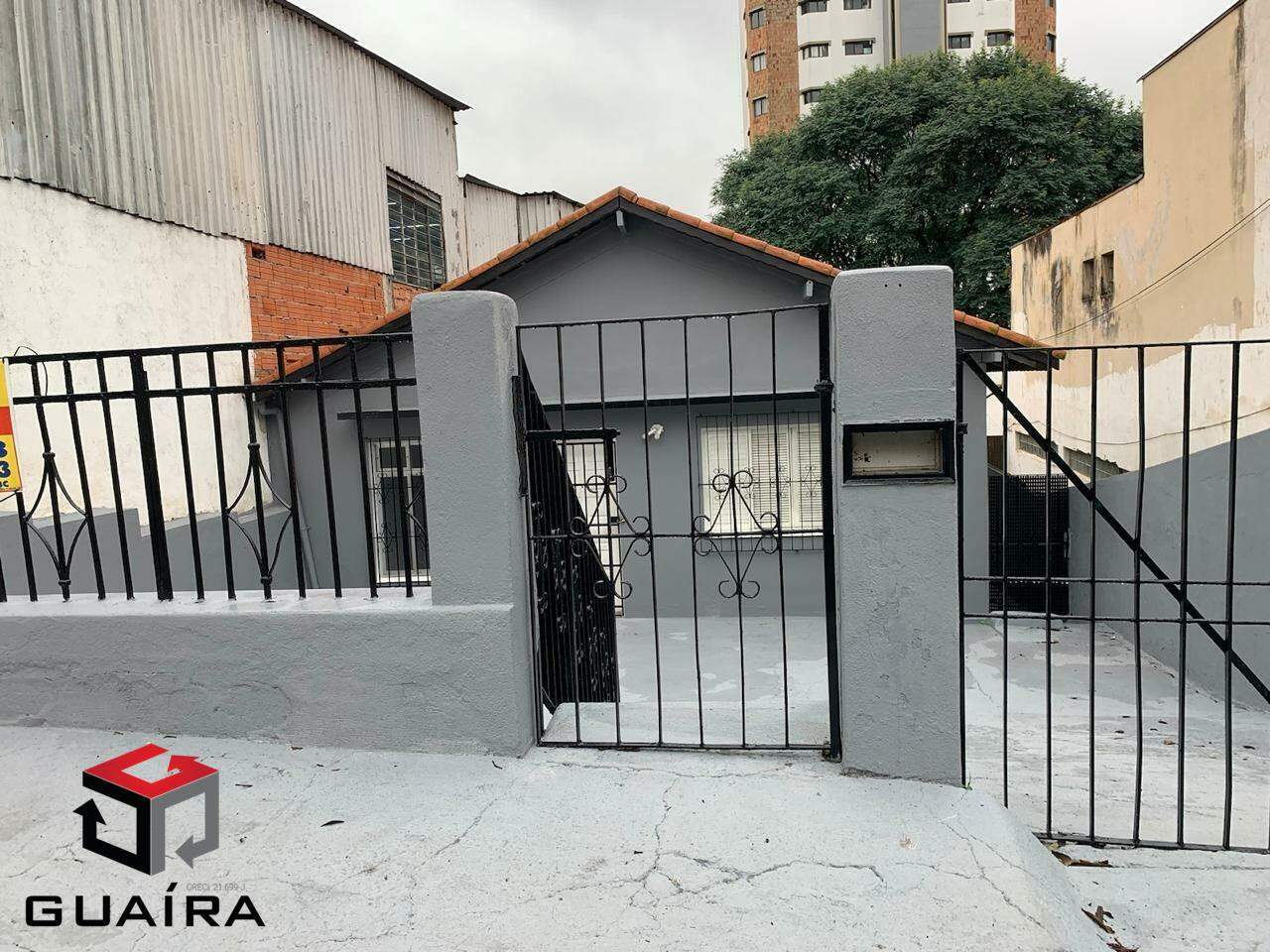 Terreno para alugar, 218m² - Foto 1