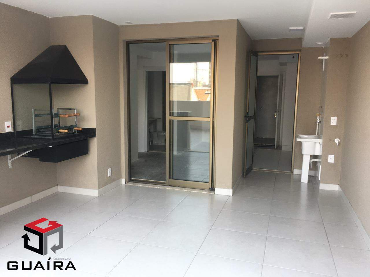 Apartamento à venda com 3 quartos, 141m² - Foto 1