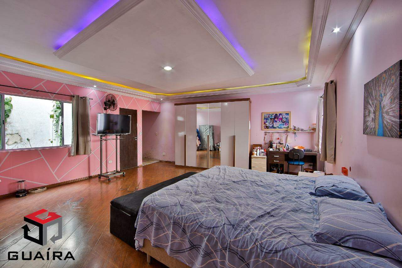 Sobrado à venda com 3 quartos, 304m² - Foto 15