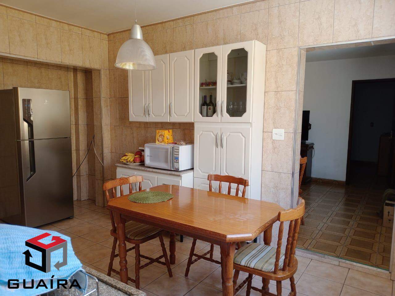 Casa à venda com 5 quartos, 298m² - Foto 4