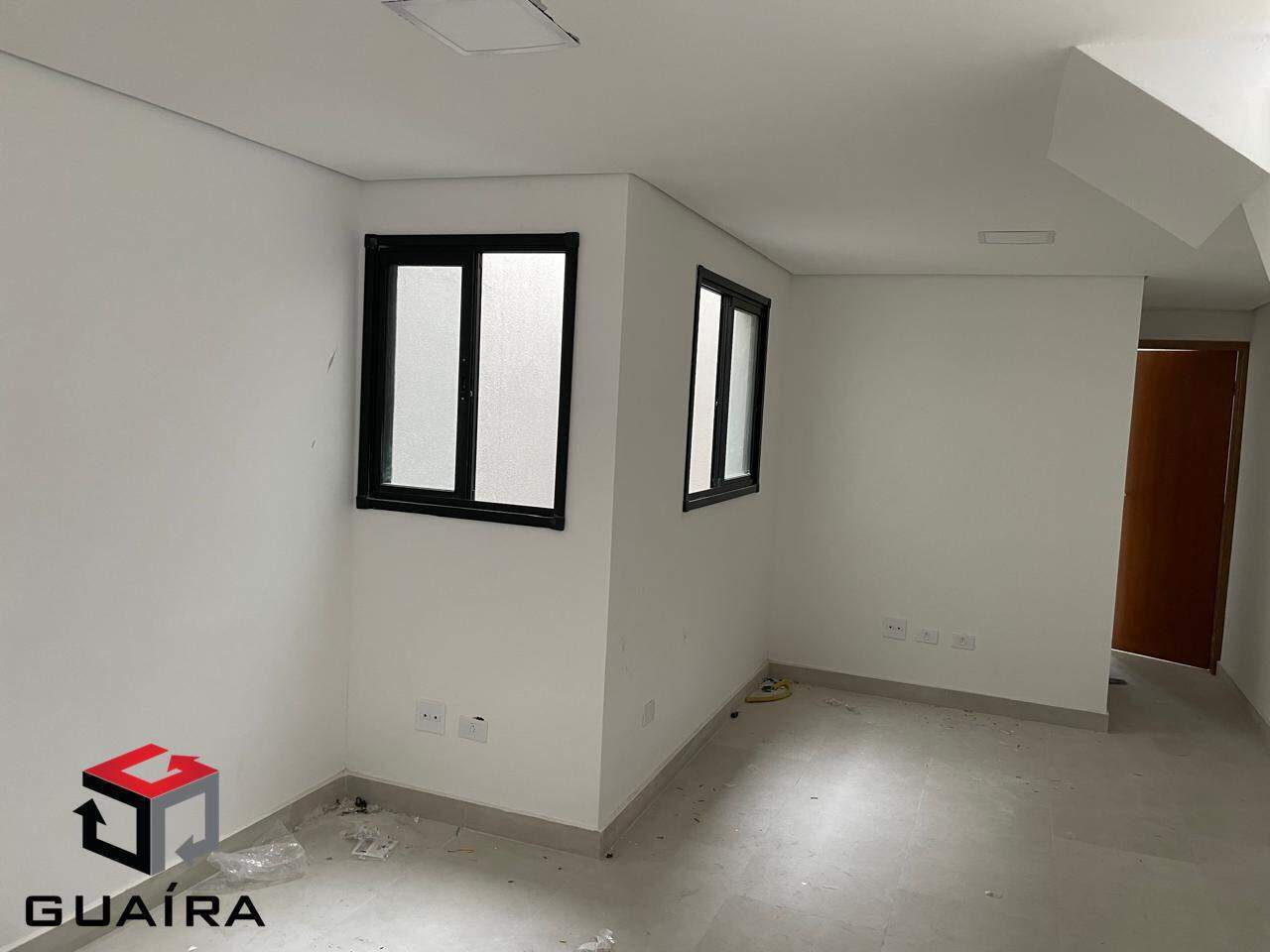 Apartamento à venda com 1 quarto, 35m² - Foto 1