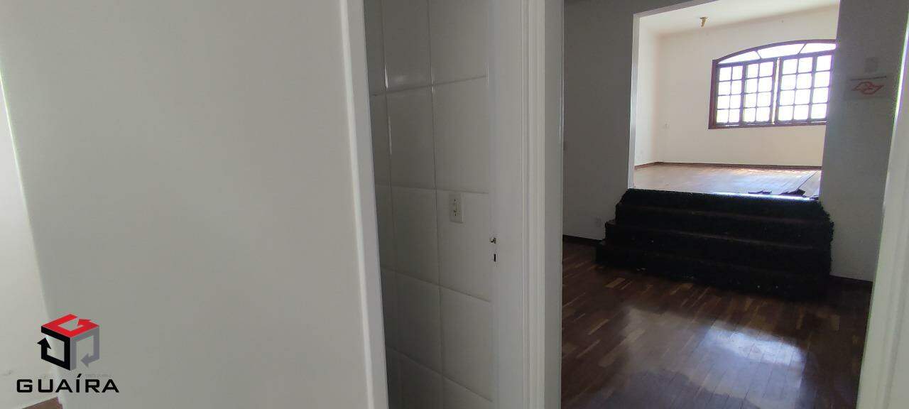 Casa para alugar com 5 quartos, 120m² - Foto 8