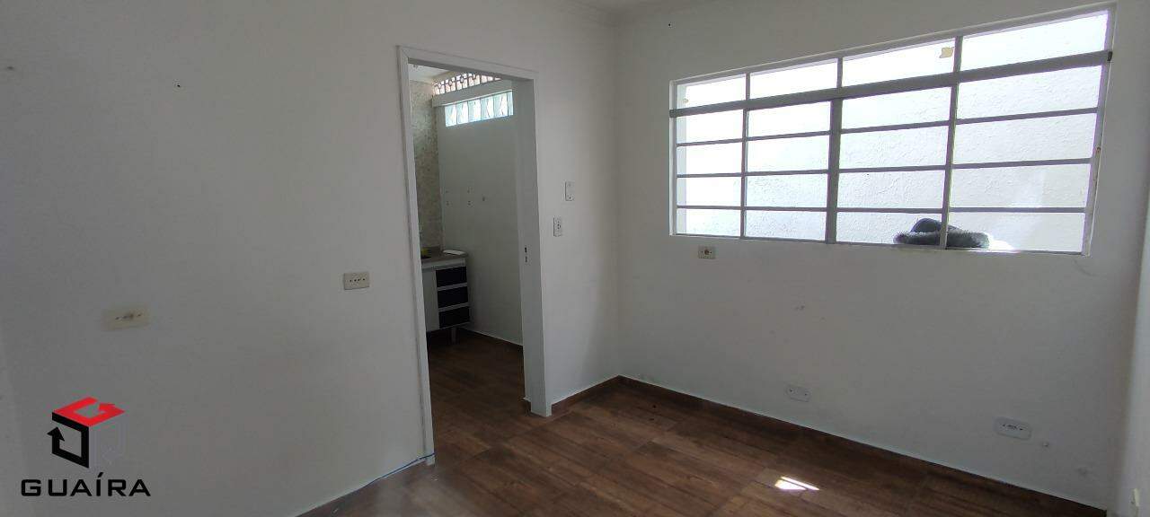 Casa para alugar com 5 quartos, 120m² - Foto 13