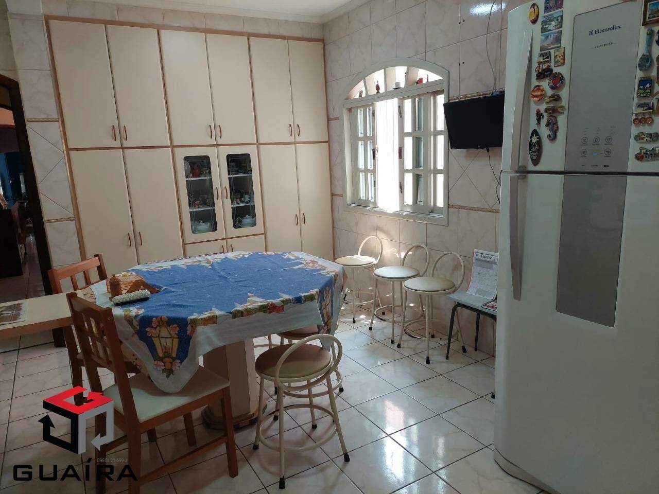 Sobrado à venda com 3 quartos, 216m² - Foto 6