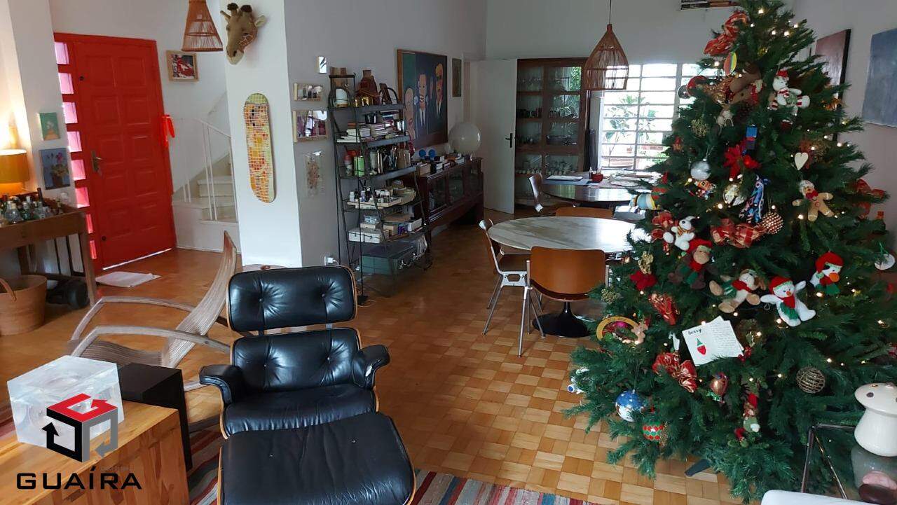 Sobrado à venda com 3 quartos, 300m² - Foto 15