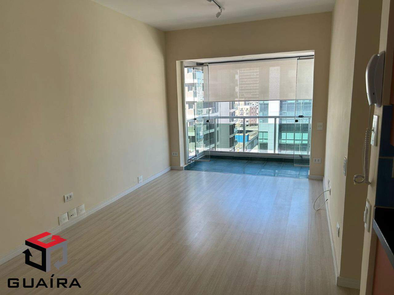 Apartamento à venda com 1 quarto, 43m² - Foto 2