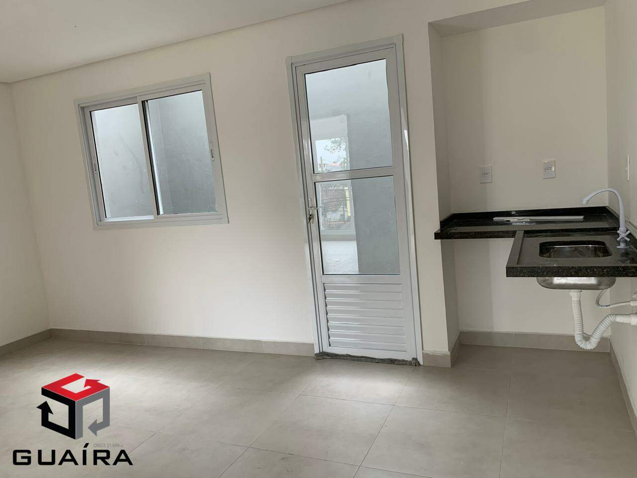 Apartamento à venda com 2 quartos, 45m² - Foto 4