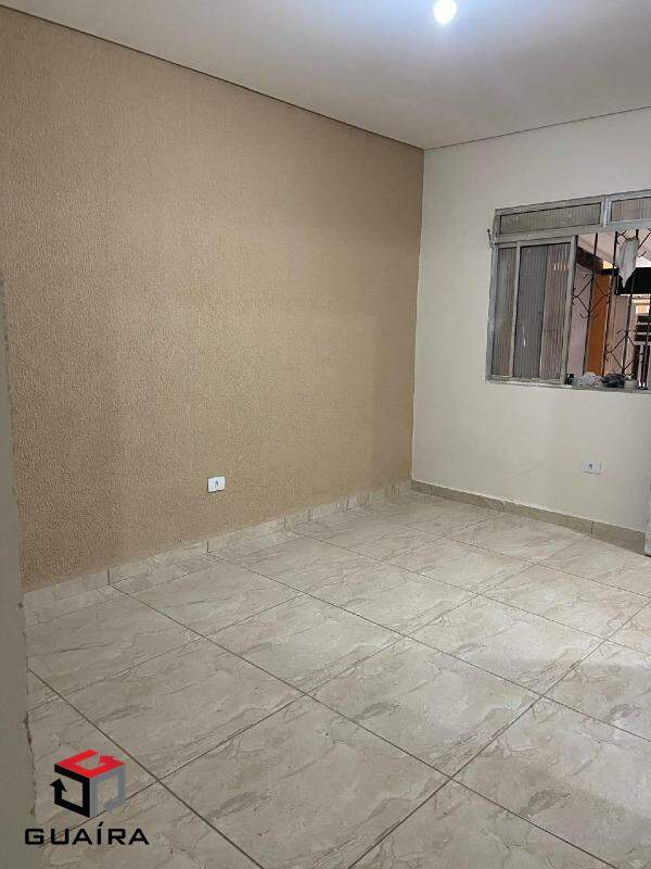 Casa à venda com 3 quartos, 200m² - Foto 1