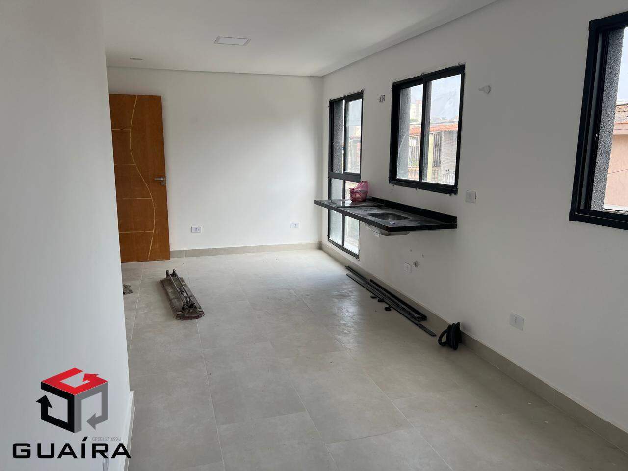 Apartamento à venda com 2 quartos, 72m² - Foto 1