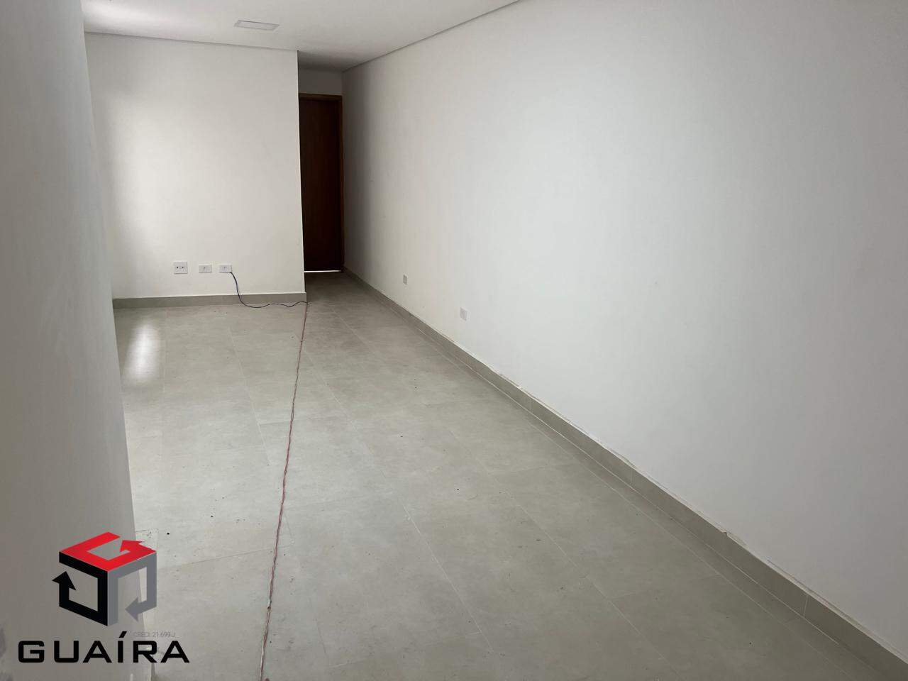 Apartamento à venda com 2 quartos, 72m² - Foto 2