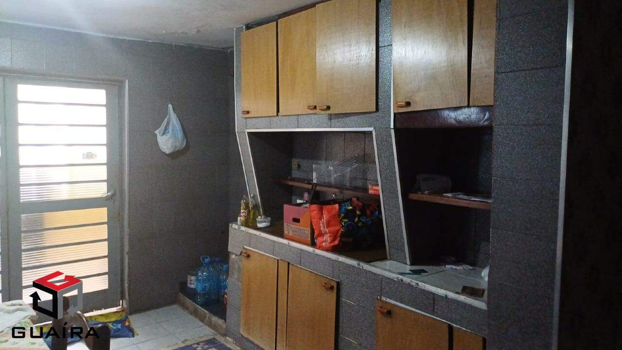 Terreno à venda com 1 quarto, 140m² - Foto 7