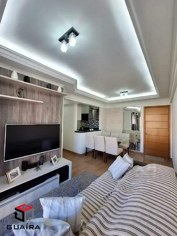 Apartamento à venda com 2 quartos, 60m² - Foto 2