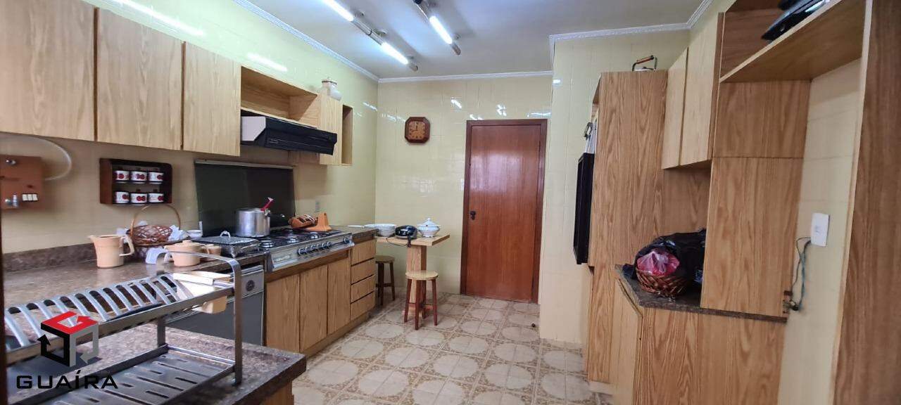 Casa à venda com 3 quartos, 329m² - Foto 20