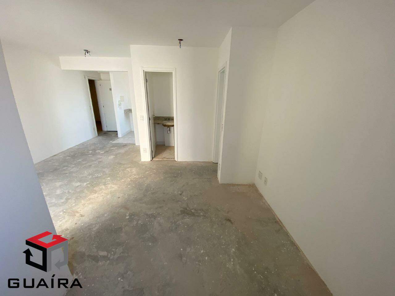 Apartamento à venda com 1 quarto, 42m² - Foto 1