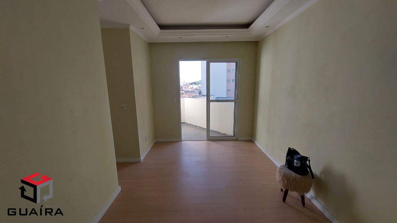 Apartamento à venda com 3 quartos, 70m² - Foto 2