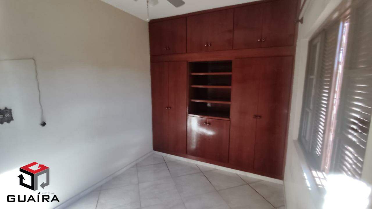 Sobrado à venda com 3 quartos, 254m² - Foto 5