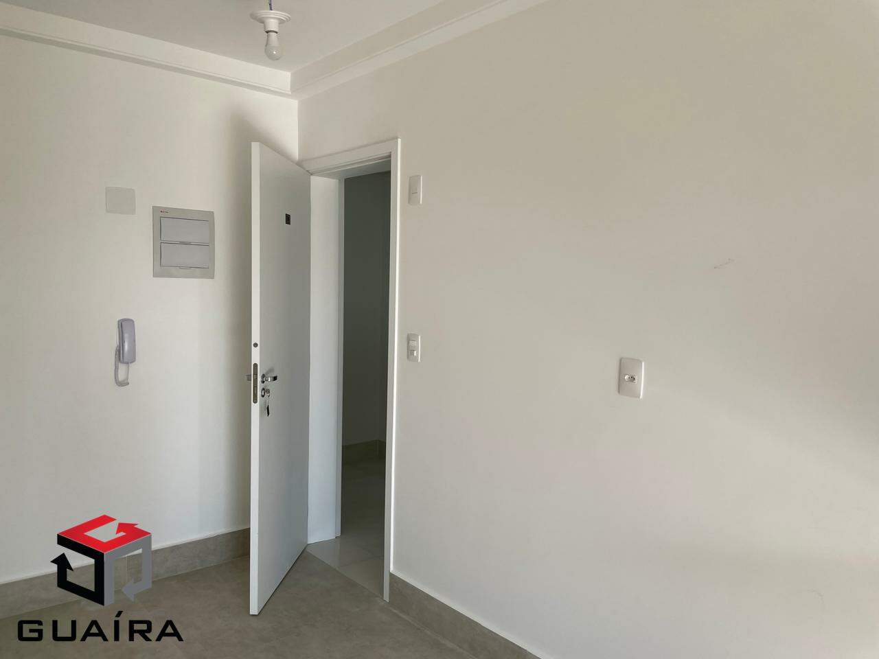 Apartamento à venda com 2 quartos, 67m² - Foto 7