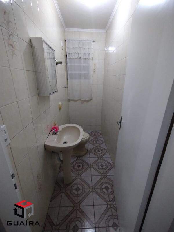 Sobrado à venda com 2 quartos, 235m² - Foto 12