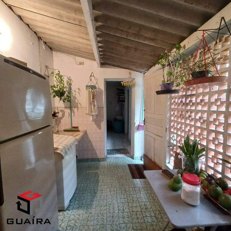 Sobrado à venda com 2 quartos, 130m² - Foto 4