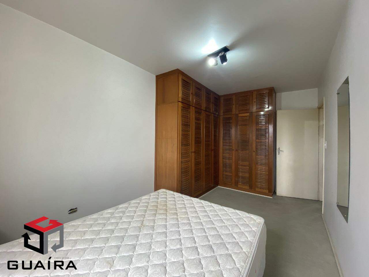 Apartamento à venda com 2 quartos, 67m² - Foto 12