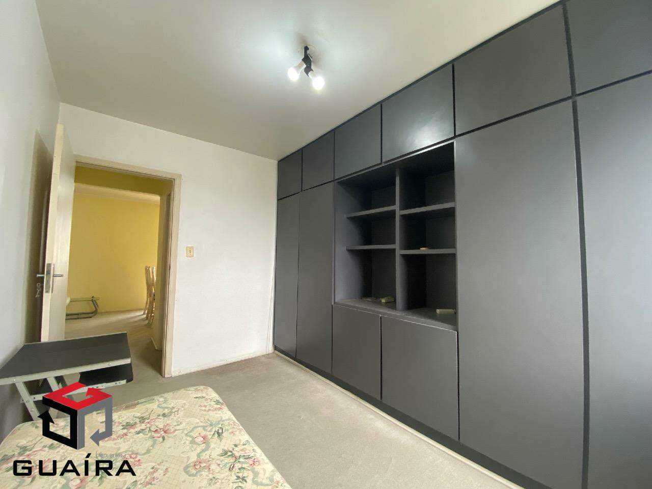 Apartamento à venda com 2 quartos, 67m² - Foto 11