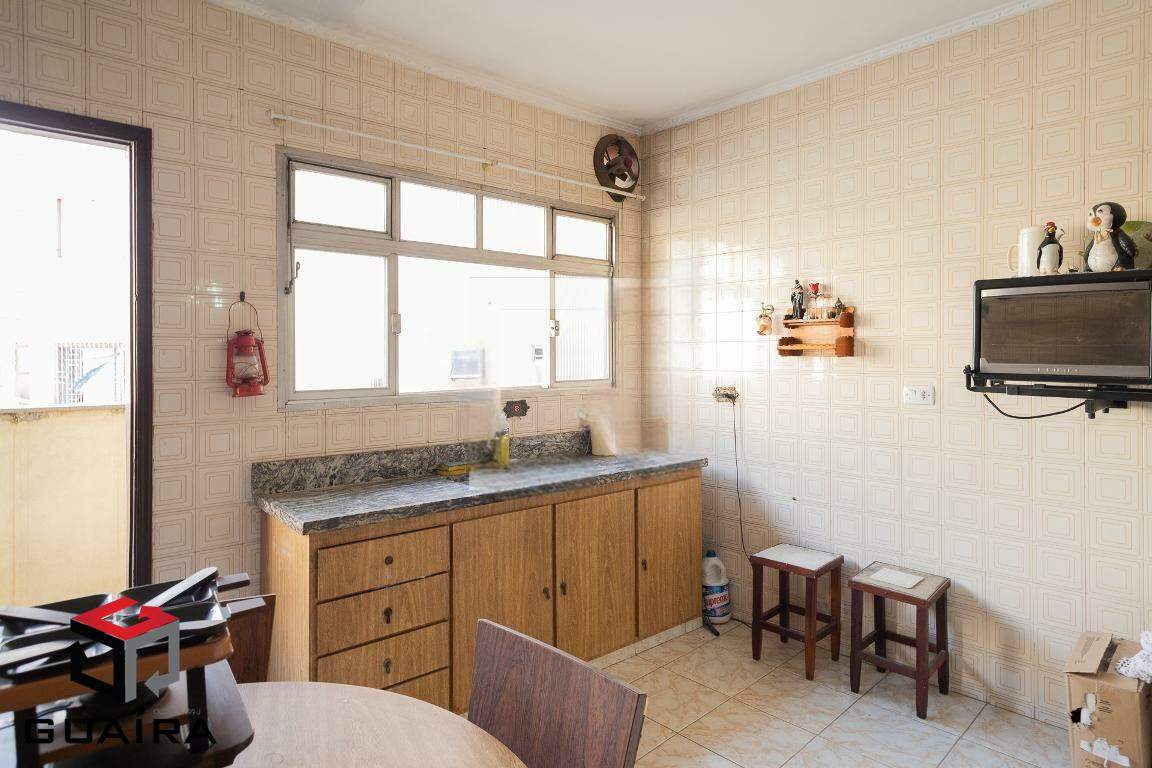 Sobrado à venda com 3 quartos, 215m² - Foto 4