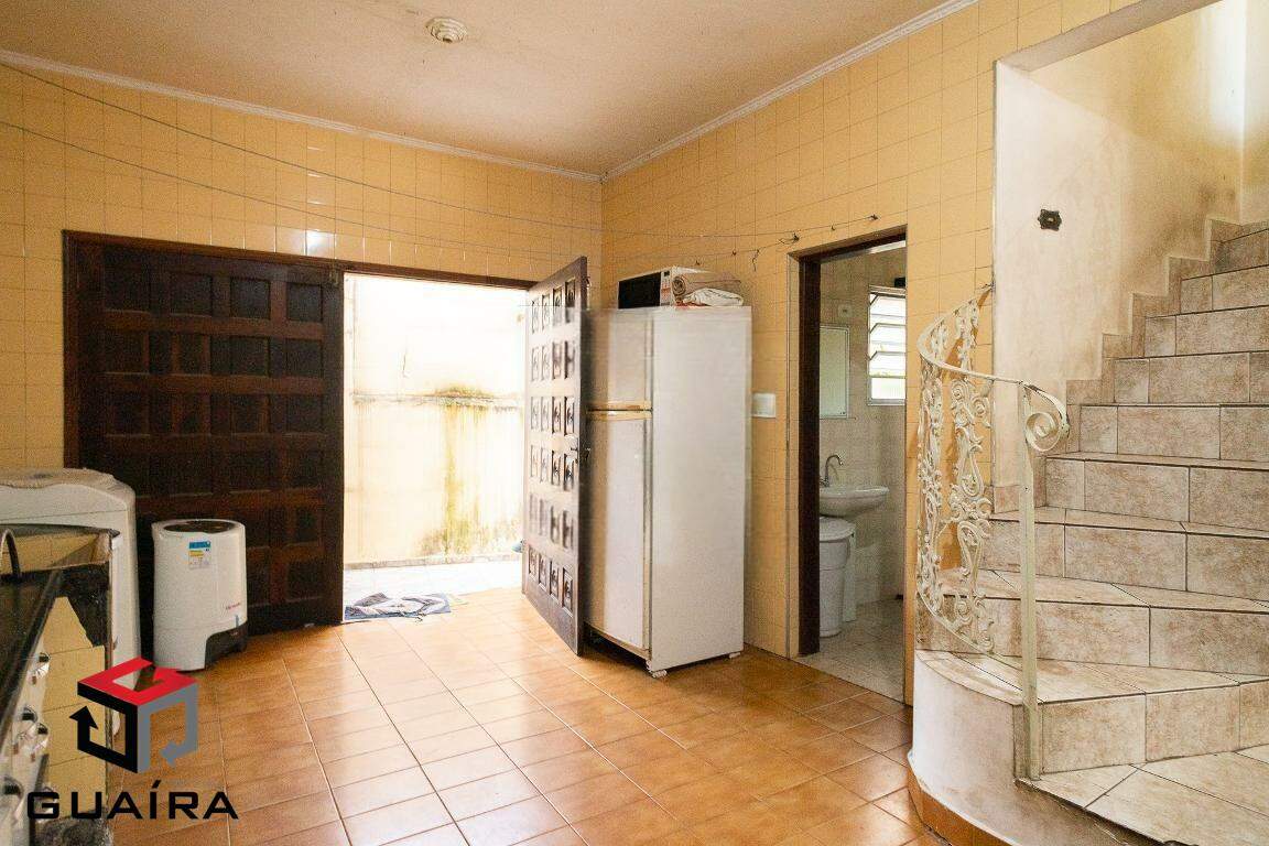 Sobrado à venda com 3 quartos, 215m² - Foto 8