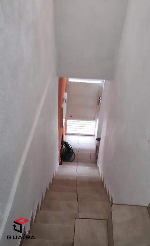 Sobrado à venda com 2 quartos, 128m² - Foto 11