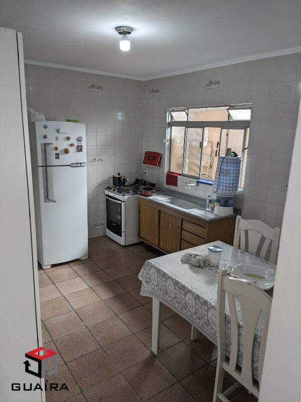 Sobrado à venda com 3 quartos, 185m² - Foto 4