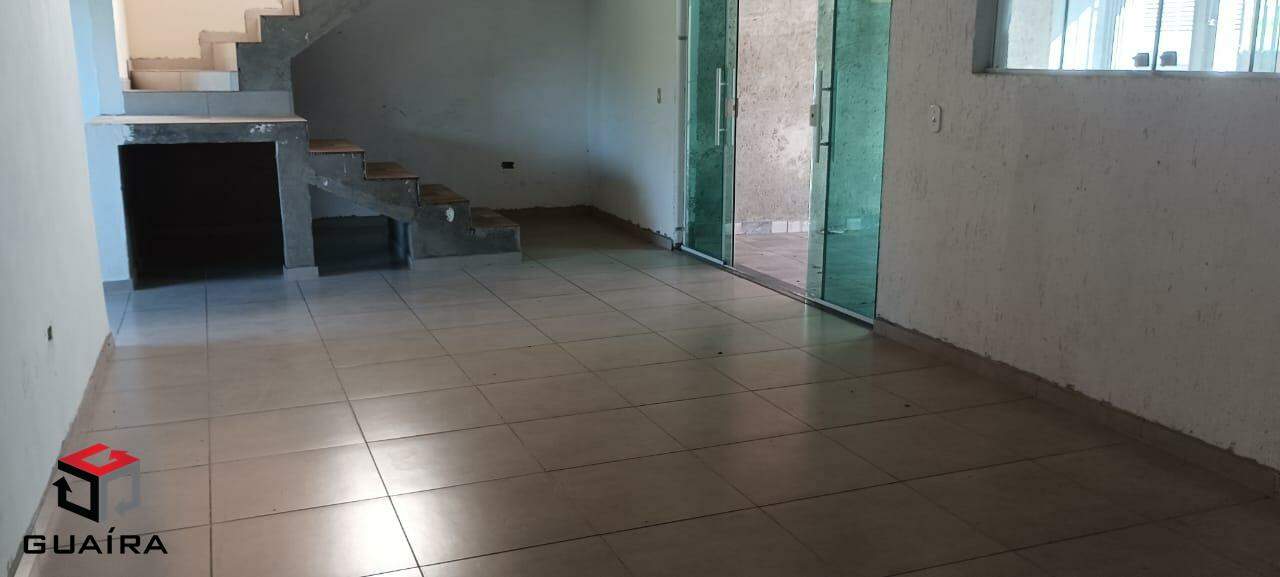 Sobrado para alugar com 2 quartos, 101m² - Foto 4