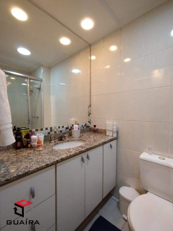 Apartamento à venda com 2 quartos, 70m² - Foto 30