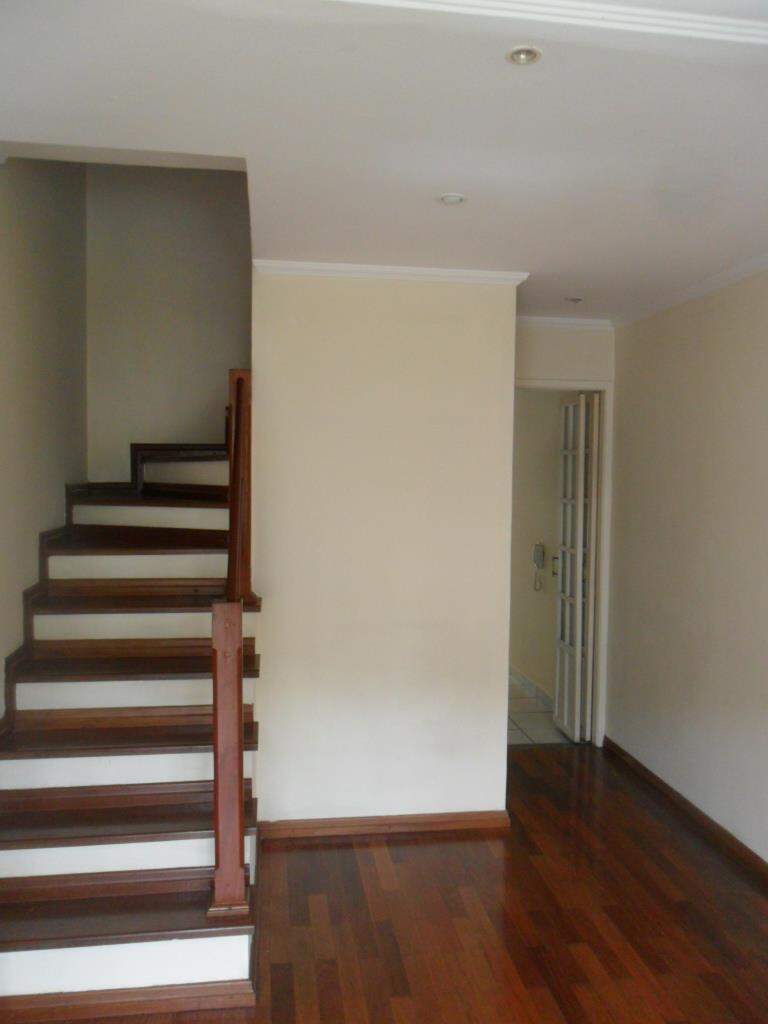 Sobrado para alugar com 2 quartos, 80m² - Foto 2