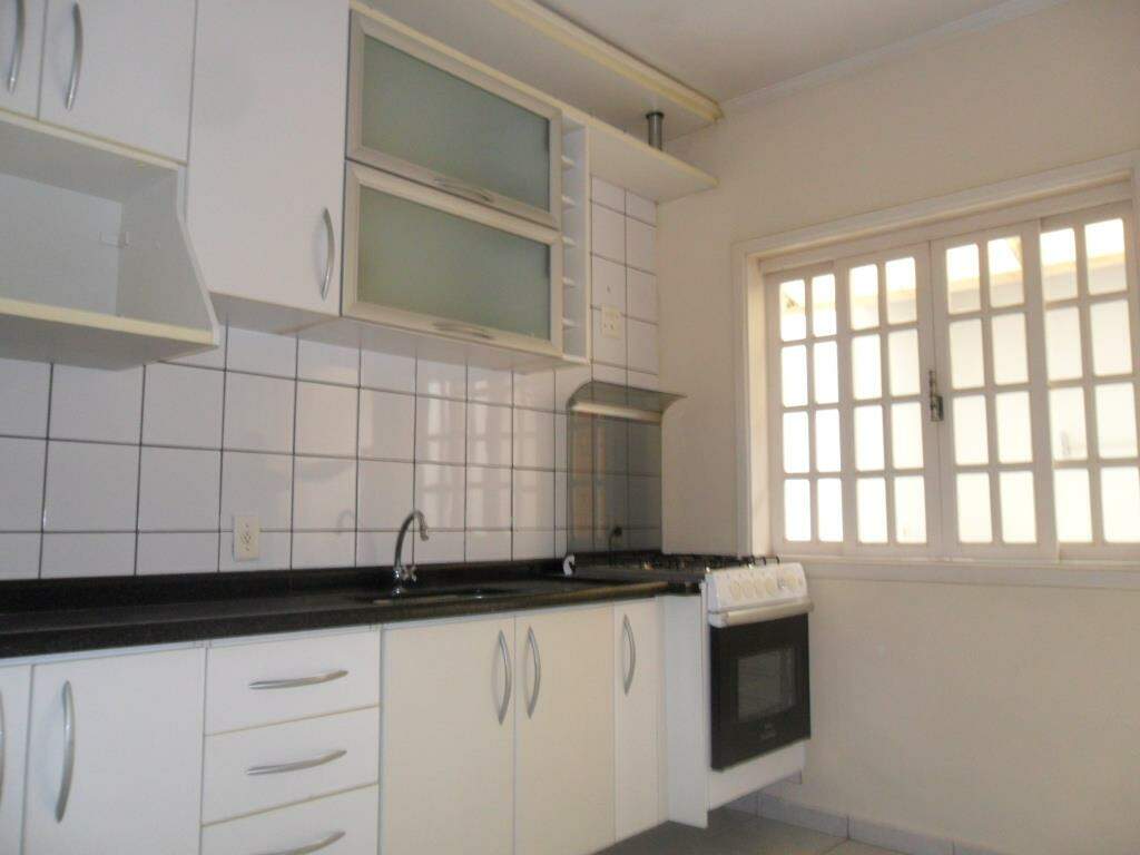 Sobrado para alugar com 2 quartos, 80m² - Foto 3