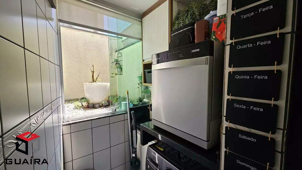 Apartamento para alugar com 2 quartos, 64m² - Foto 16