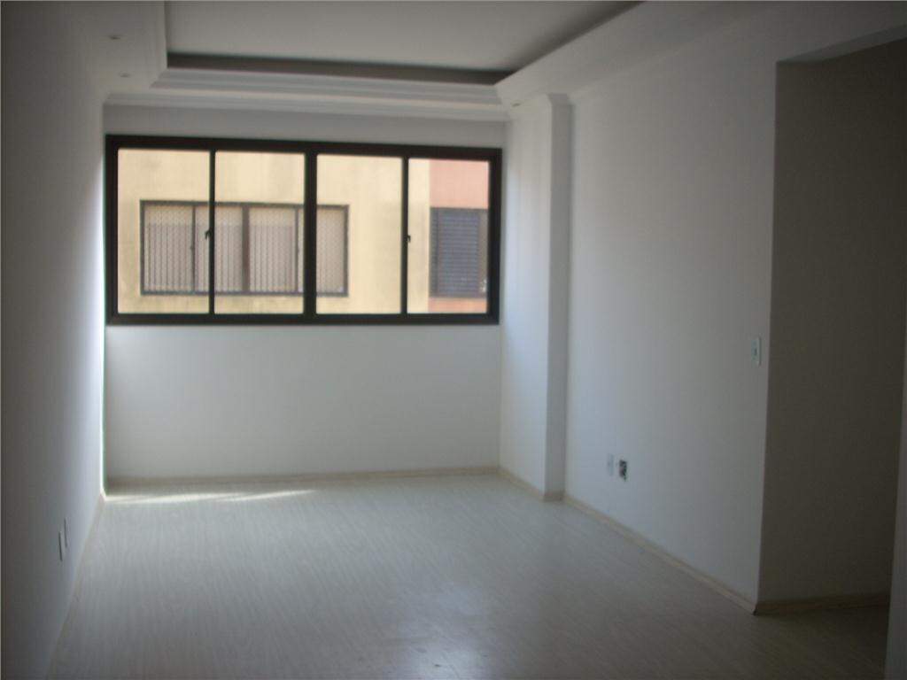 Apartamento à venda com 3 quartos, 76m² - Foto 1