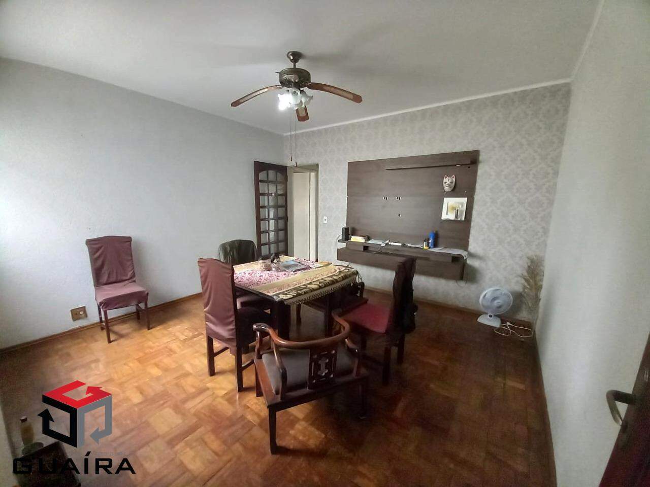 Apartamento à venda com 2 quartos, 70m² - Foto 1