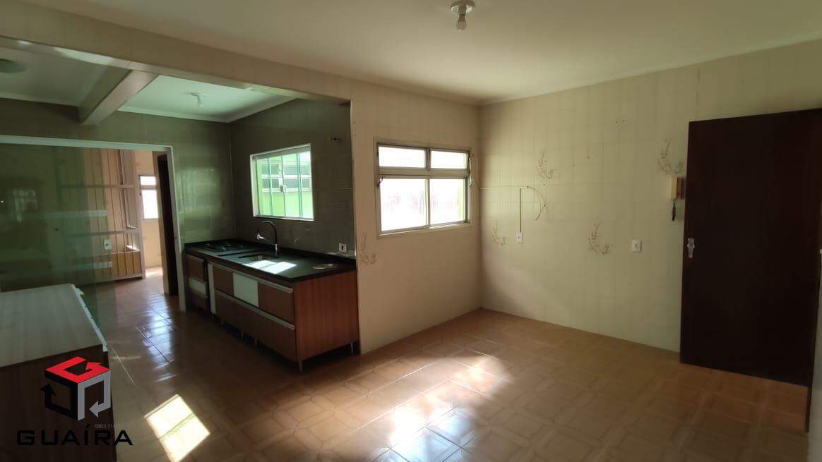 Sobrado para alugar com 3 quartos, 210m² - Foto 6