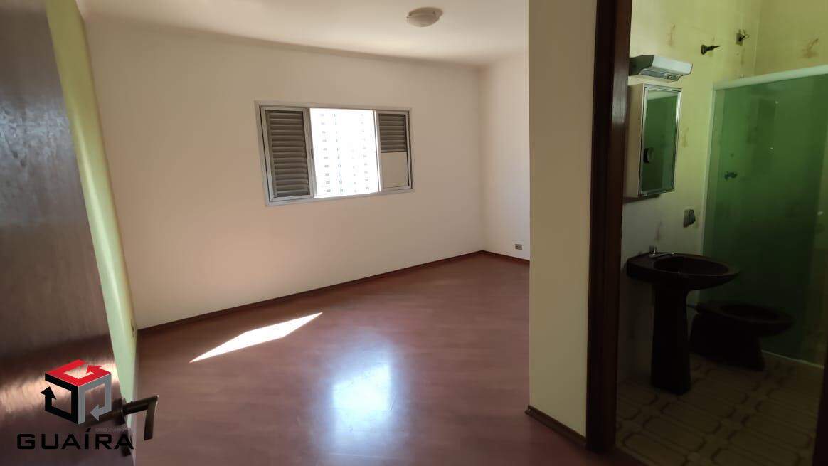 Sobrado para alugar com 3 quartos, 210m² - Foto 13