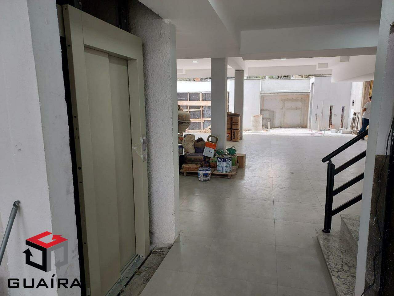 Apartamento à venda com 2 quartos, 70m² - Foto 14